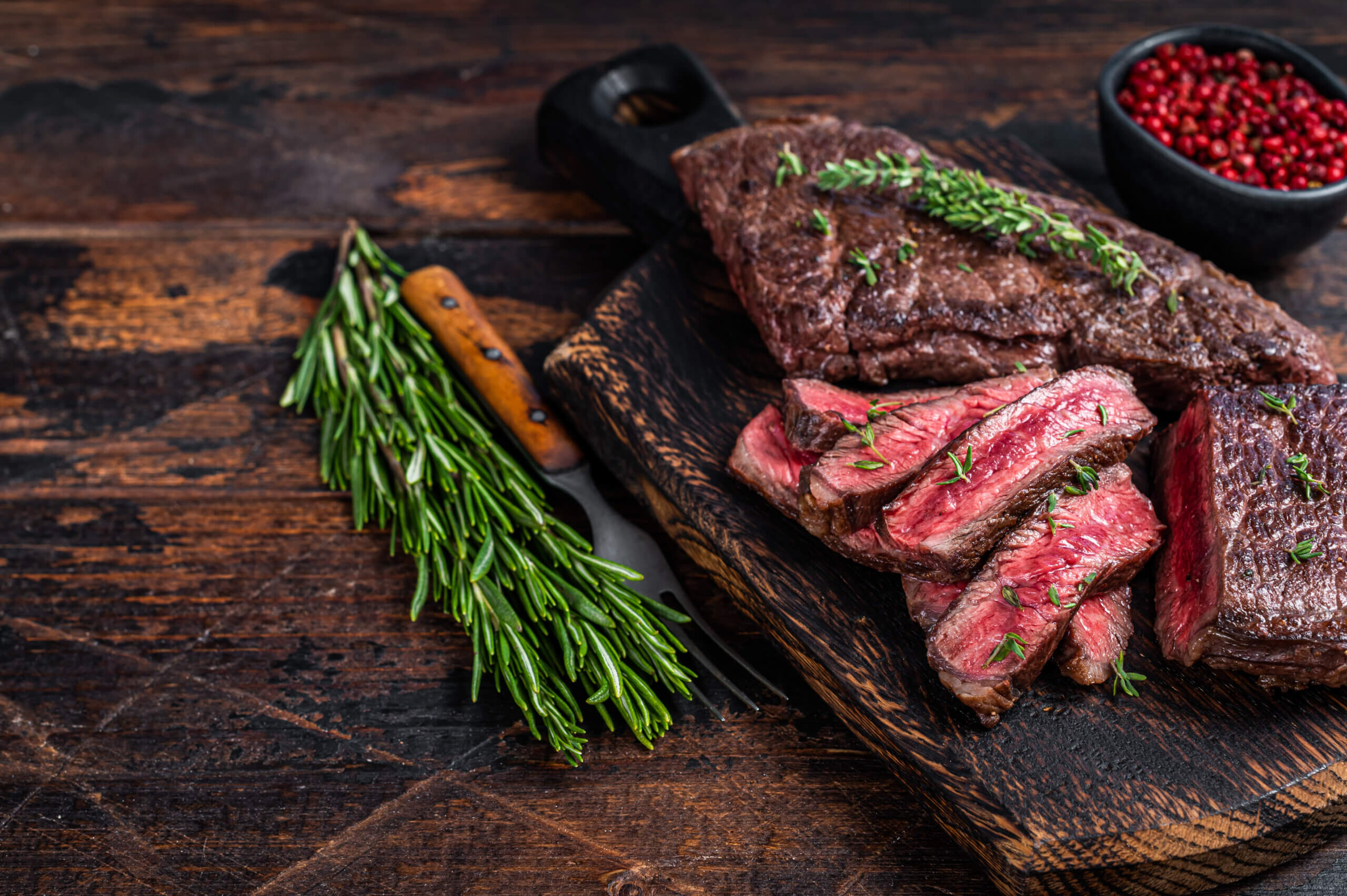 should you wipe off skirt steak marinade before pan frying