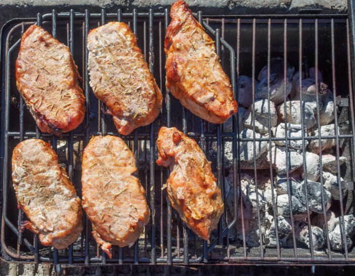 Pork chops cooked by indirect 2-zone grilling method