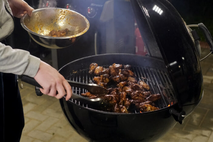 pieces of grilled chicken, flavored poultry meat from the grill.