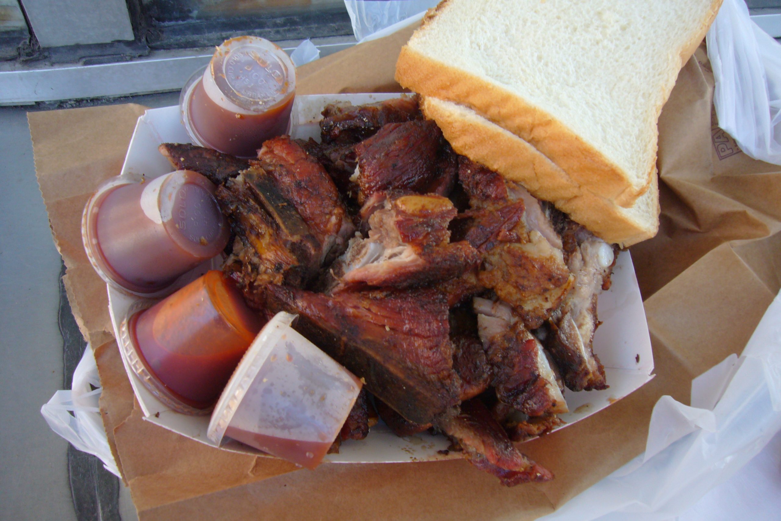 Barbecue Smoker